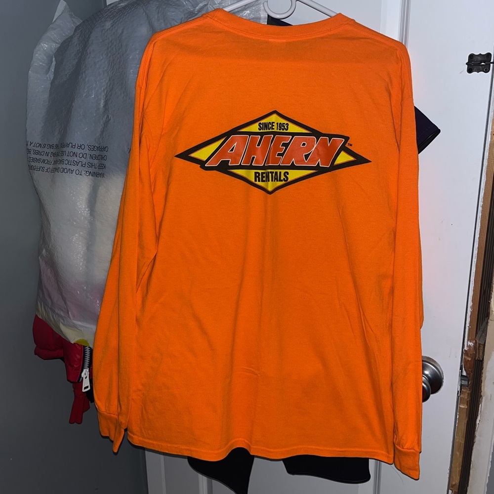 Vintage Men’s Large Orange Construction Worker Long Sleeve Ahern Rentals Shirt